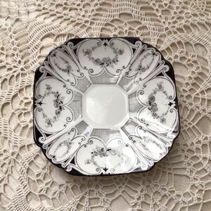 Shelley Orphan Saucer Black Garland Of Flowers